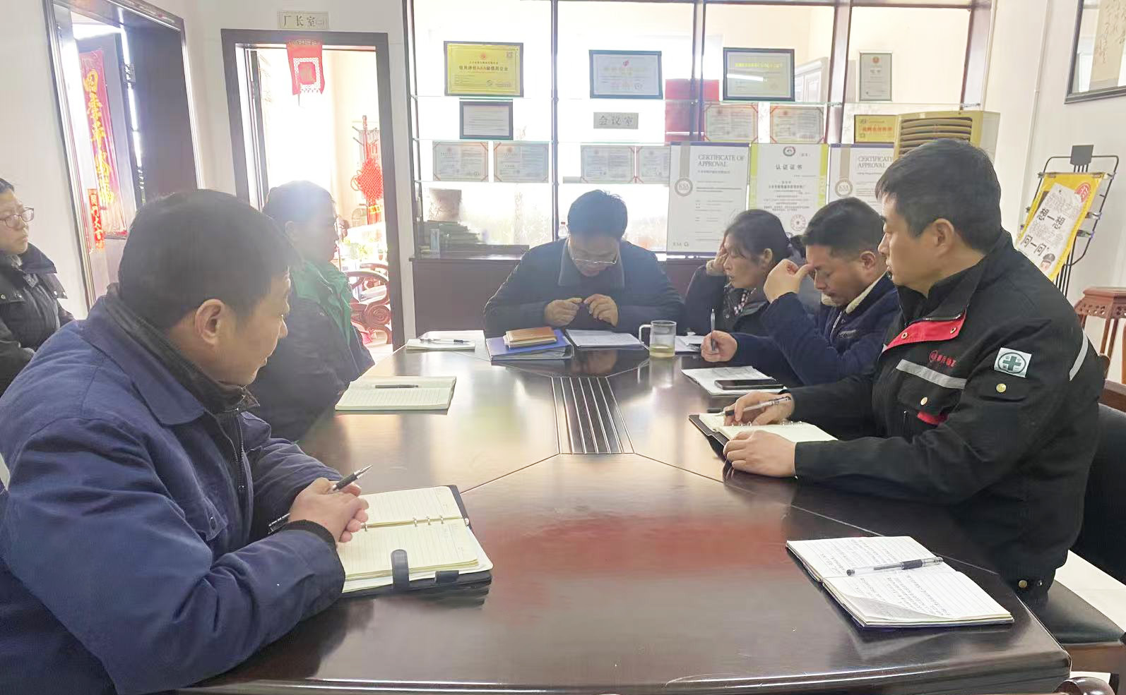 Dafeng Mingyue Bearing Bush Co., Ltd.k 2025eko lehen bilera egin zuen